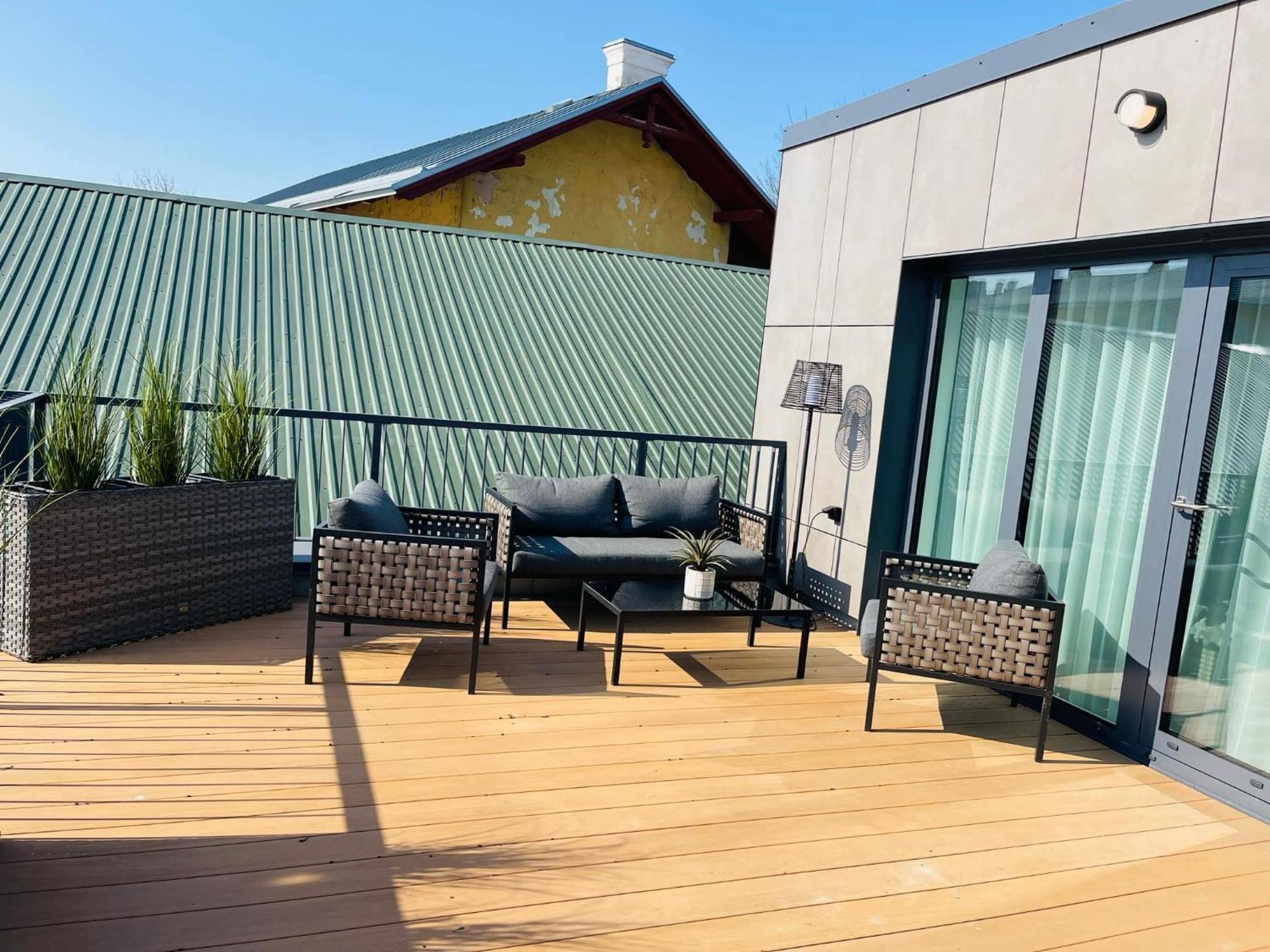 Lai Old Town Apartment With Sauna And Terrace タルトゥ エクステリア 写真